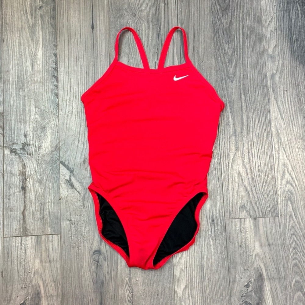 Nike HydraStrong Fastback One Piece Swimsuit Red Womens 30 / Size 4 NESSA001